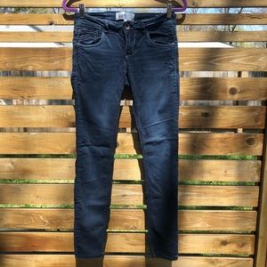 *CLOSET CLEAN OUT* 👖 Jolt skinny jeans